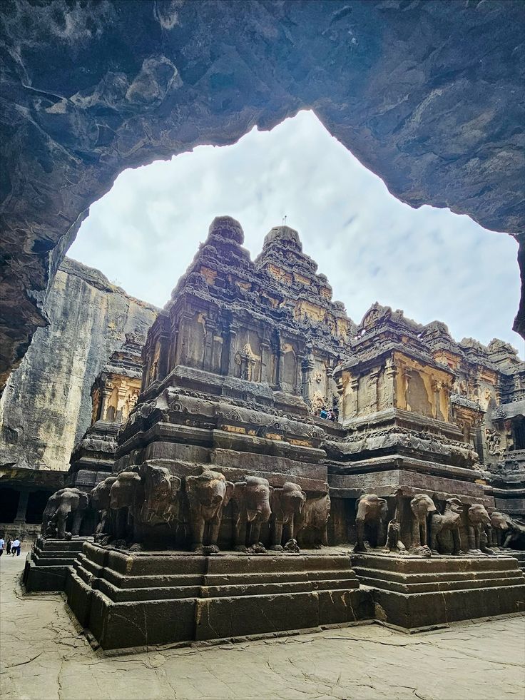 Ellora Caves & Kailash Temple