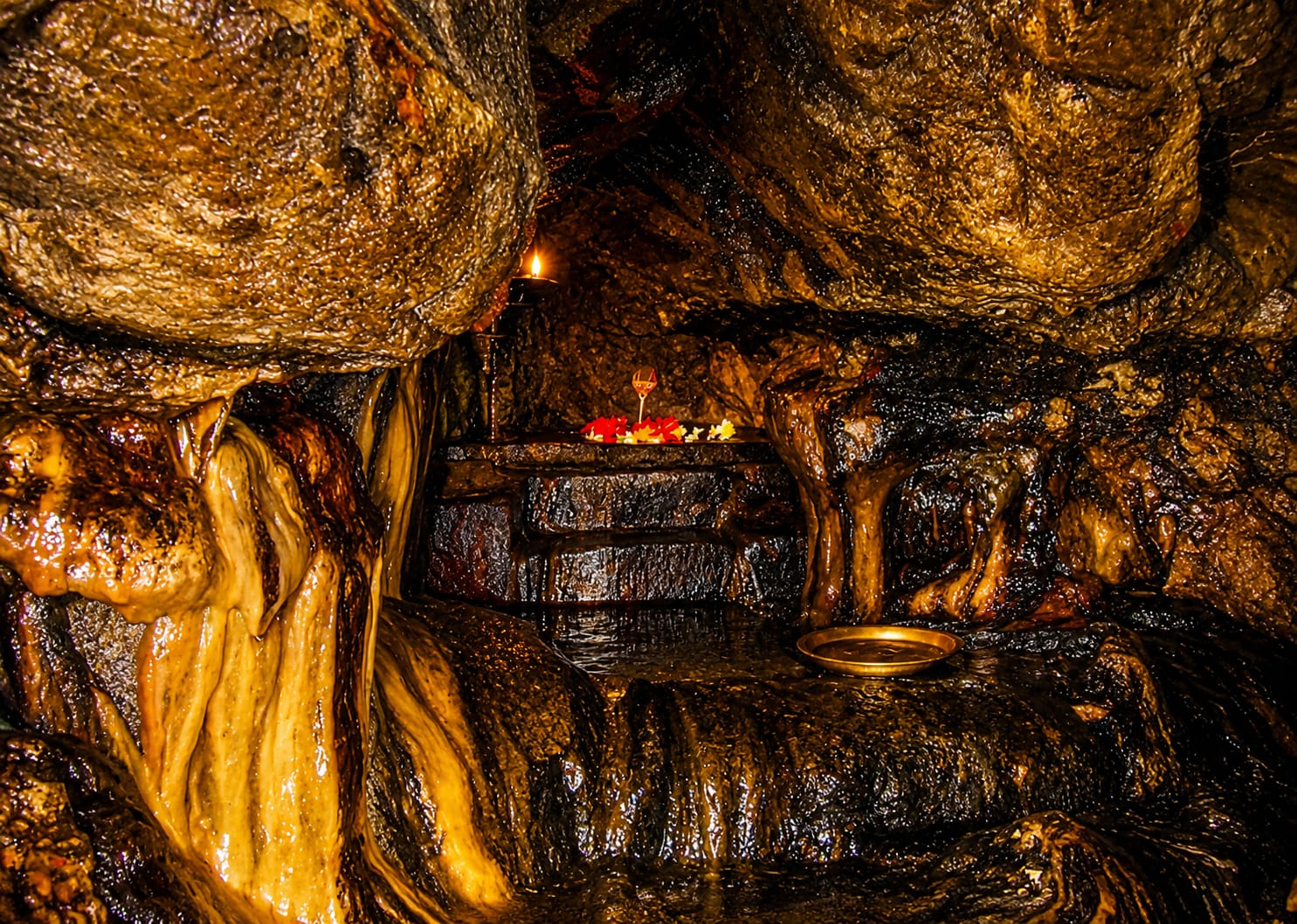 Shiv Khori Cave Temple